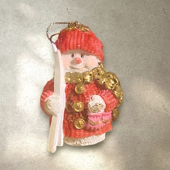 Vintage Christmas Tree Ornaments Set of 3 - Picture 4 of 11